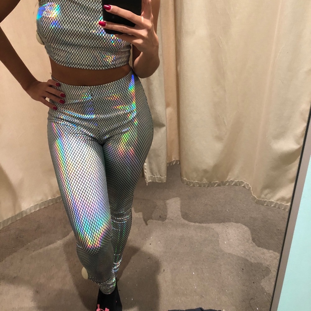 Metallic two piece set - Picture 2 of 6